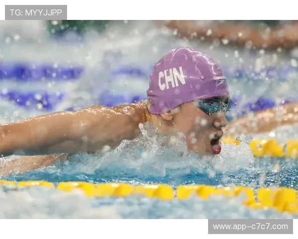 中国泳军世锦赛喜获两铜 万乐天勇夺五十米仰泳铜牌创历史
