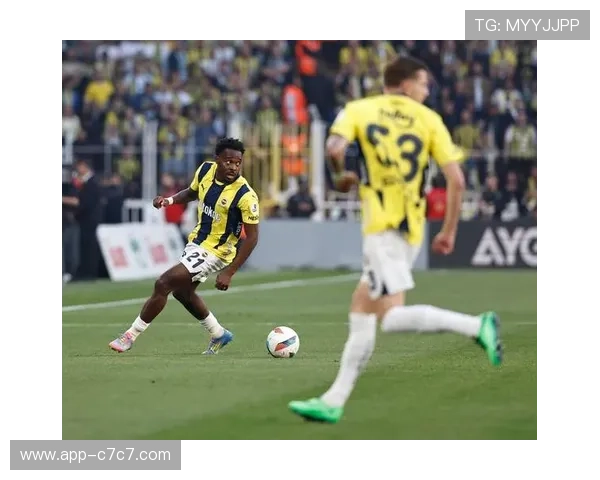 费内巴切租借昂热19岁前锋谢里夫，含2200万欧元买断条款