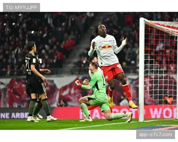 通讯：从数据看变化，RB莱比锡本赛季场均压迫次数较上季下降8%